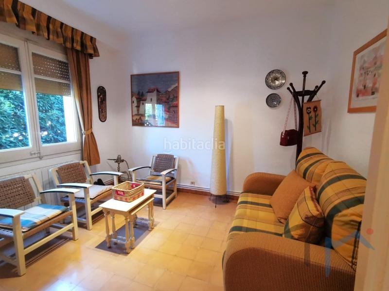 Foto eff113a8-ae67-49c2-919d-1ef34b69e14a. Semi detached house in Piera