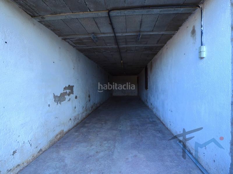 Foto f1debe68-0ba7-42b0-b44d-83de422cda75. Casa con parcheggio in Masquefa