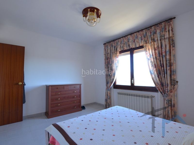 Foto 5cfecf75-0e53-4851-bea6-ca59390e240d. Casa amb aparcament a Masquefa