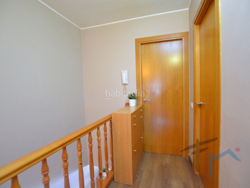 Foto 0e9cb98a-703f-446d-a636-d204e43282a7. Casa adossada amb aparcament a Masquefa