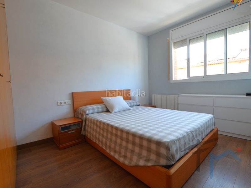 Foto 16d886cf-e192-4244-8cb8-e8d221345d6a. Casa adossada amb aparcament a Masquefa