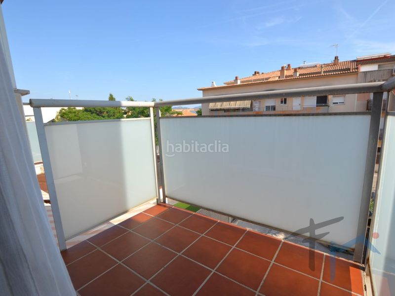 Foto 7d9ed22b-aea8-49f1-ad4f-9cfb517bf902. Casa adossada amb aparcament a Masquefa