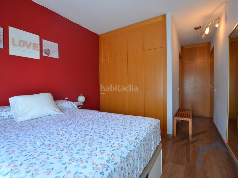 Foto 930c5897-bad8-4942-91fd-98d6d69a7847. Casa adossada amb aparcament a Masquefa