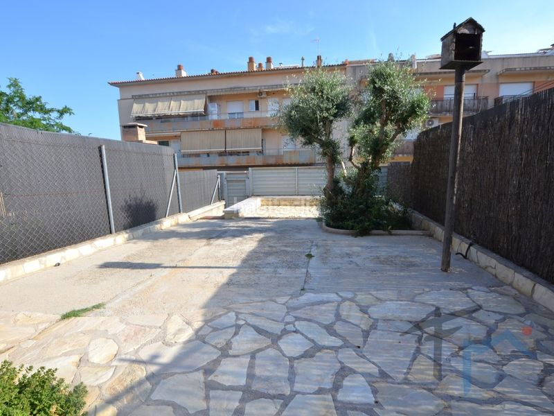 Foto d9cae241-8606-4ce5-9b8d-69dca07a6767. Casa adossada amb aparcament a Masquefa