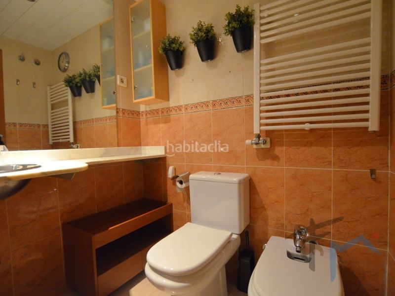 Foto e1091c56-a6e9-4f64-8cec-bc7c8521ab05. Casa adossada amb aparcament a Masquefa