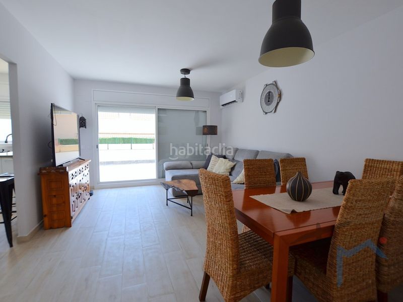 Foto bd4b619f-359d-4b81-af22-a0515f8f8e2c. Casa adossada amb aparcament a Masquefa