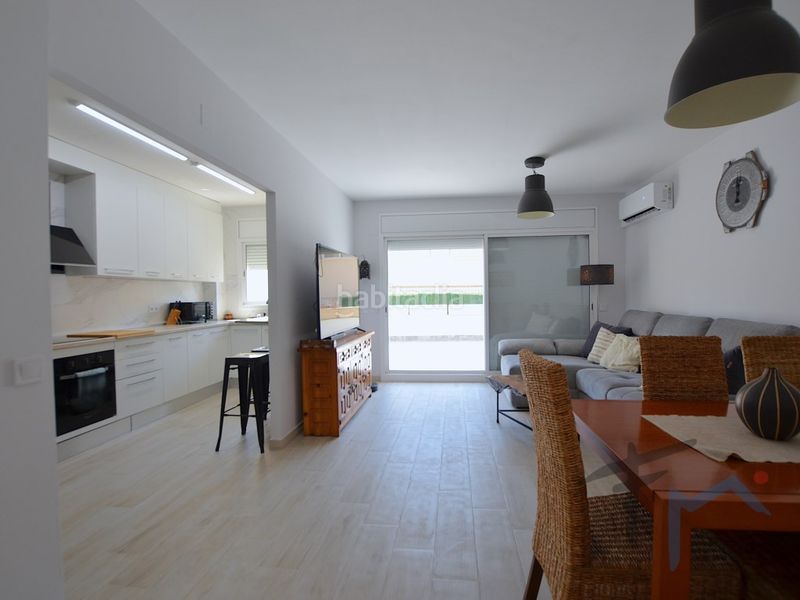 Foto e492c9c5-30d5-4e27-b383-83bbaa66e7b4. Casa adossada amb aparcament a Masquefa