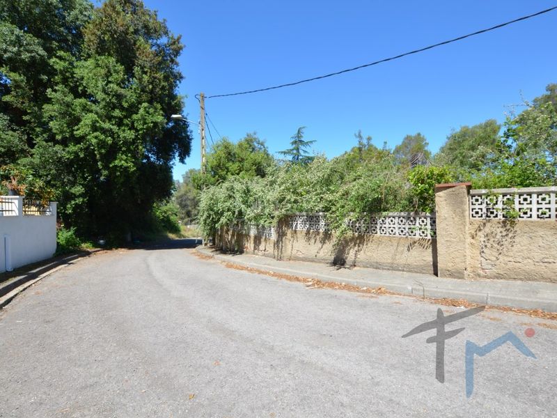 Foto caf351a8-7981-48ab-9a32-4f5f99f40e90. Terreny residencial a Piera