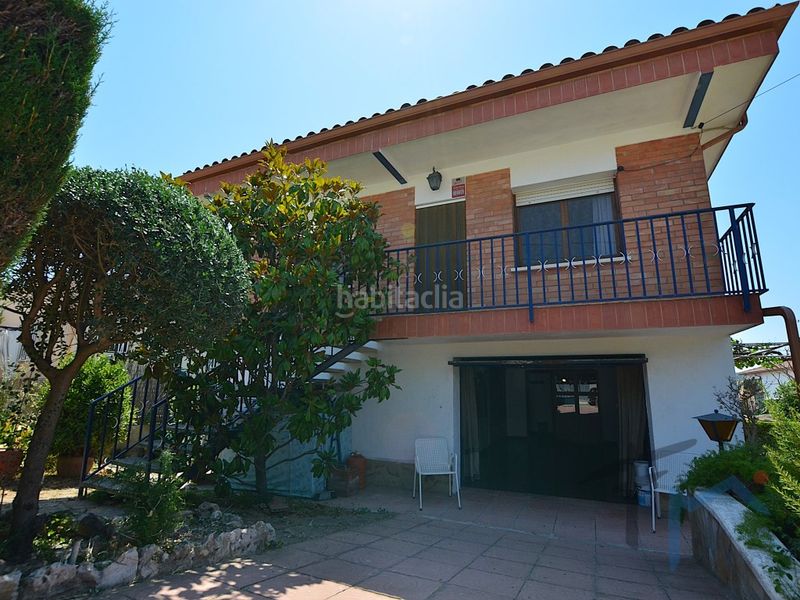 Foto fe52a166-1aa7-48de-8e8c-9242604bd30a. Casa amb aparcament a Masquefa