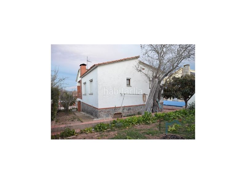 Foto 0a05d82a-c3d8-42d8-abe3-97244e31ba8c. Casa amb aparcament a Masquefa