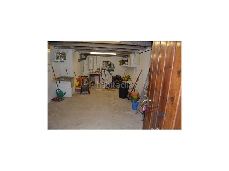 Foto c2262d5c-0543-498c-a314-e4a1103a80dd. Casa amb aparcament a Masquefa