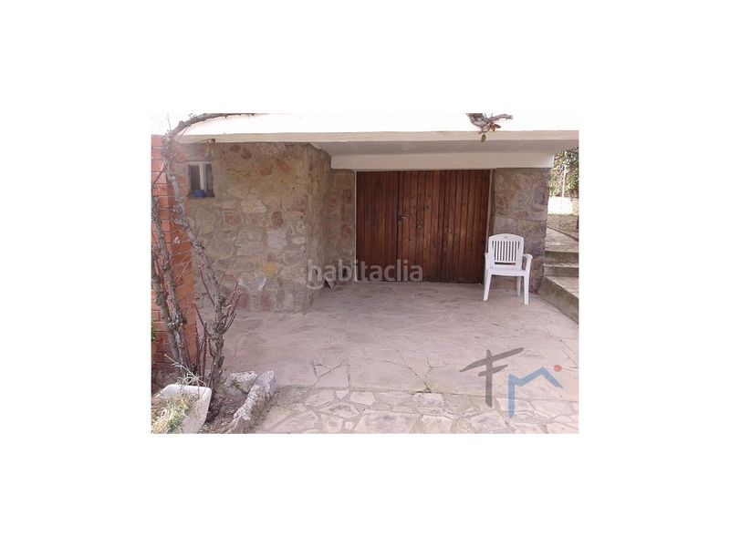 Foto f9b4d9ef-f596-44f2-82d5-e4c86531b713. Casa amb aparcament a Masquefa