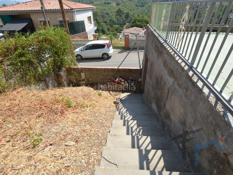 Foto db0af357-5c40-4340-81f4-6aa41ec100cb. Casa amb aparcament a Masquefa