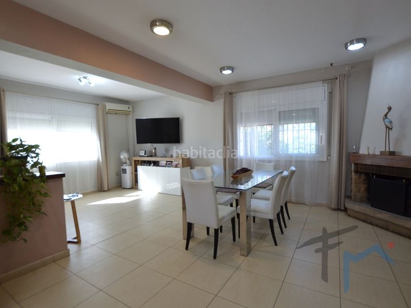 Foto b91564a3-bfb5-4764-8444-f9e719059135. Casa in Piera