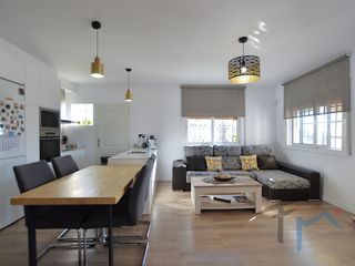 Casa  Avenida gran via diagonal (maset). Vivienda aislada 3 habitaciones venta masquefa