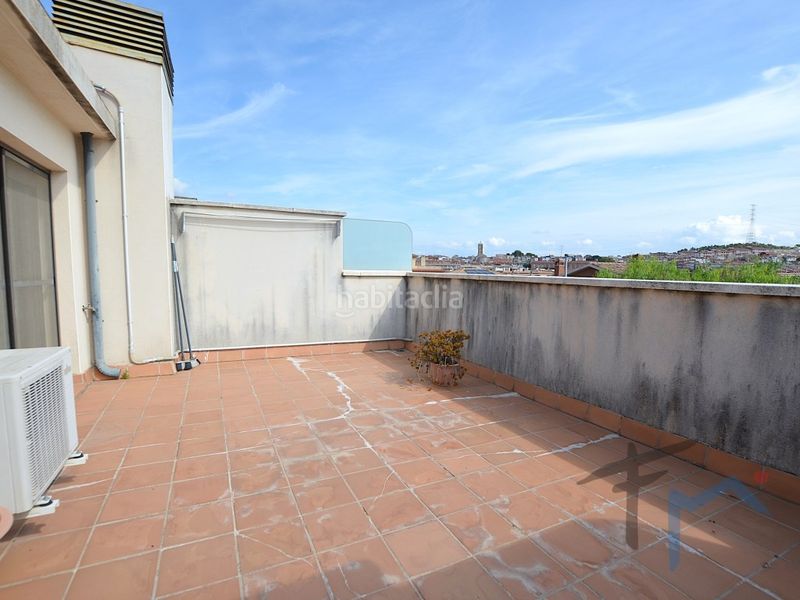 Foto d0f7a9d8-7ec4-4738-8a52-3b1e681477c4. Casa a schiera con parcheggio in Masquefa