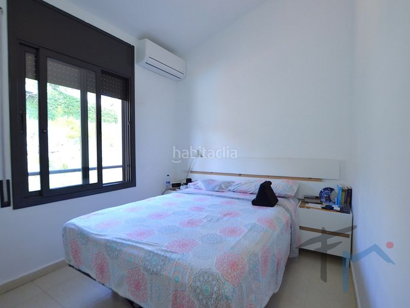 Foto e955470a-692c-48e0-ae1a-f4b34eb68acc. Casa a schiera con parcheggio in Masquefa