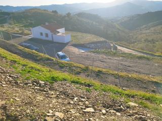 Casa a Diseminado atalaya baja 220. Casa con amplia parcela zona trapiche-atalaya
