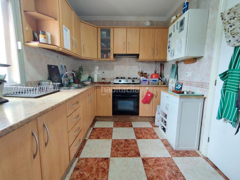 Foto 2de8c6e5-bcdf-44aa-9db1-b8ff162bdb44. Casa amplia casa zona los romanes, la . en Viñuela