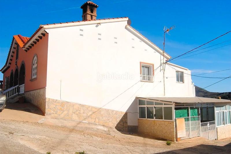 Foto 2f1ed117-adca-4abf-9473-cff8d2cf13e8. Casa amplia casa zona los romanes, la . en Viñuela