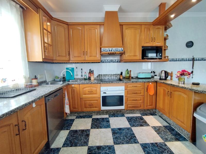 Foto 5c1c0cb6-deba-4a4a-8eea-735f4f840259. Casa amplia casa zona los romanes, la . en Viñuela