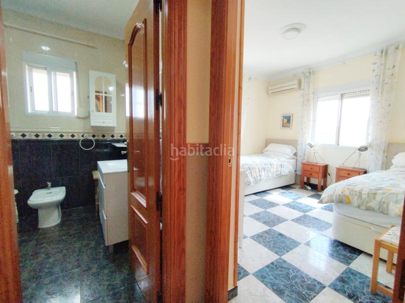 Foto 5e405af0-8a7d-447b-8e05-4f4f8c2f5a6d. Casa amplia casa zona los romanes, la . en Viñuela