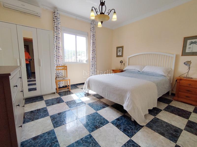 Foto 67874e4b-013a-4801-87c1-de6e8a998f0e. Casa amplia casa zona los romanes, la . en Viñuela