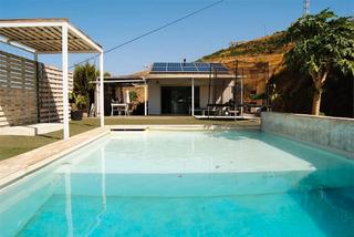 Masia  Arrabal arroyo primero. Finca con casa y con terreno en vélez-málaga