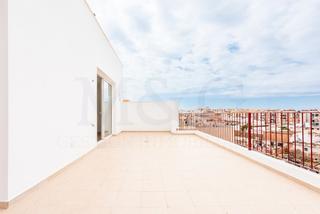 Attique  Calle carrera de las angustias. Ático nuevo a estrenar en el centro de torre del mar