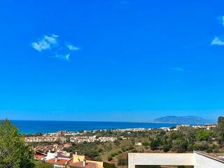 Duplex  Calle miramar. Ático dúplex con vistas al mar en chilches-costa