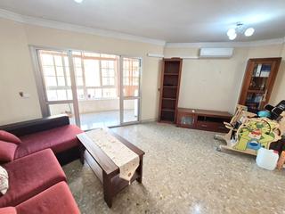 Appartement à Hispanidad - Vivar Téllez. Piso reformado muy céntrico en vélez-málaga