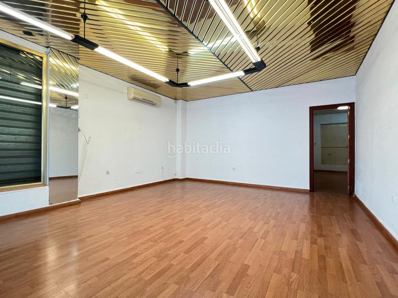 Foto 884b79ad-cf0b-4e33-bacd-27828197fb56. Lloguer local comercial a Capuchinos - Los Olivos Vélez - Málaga