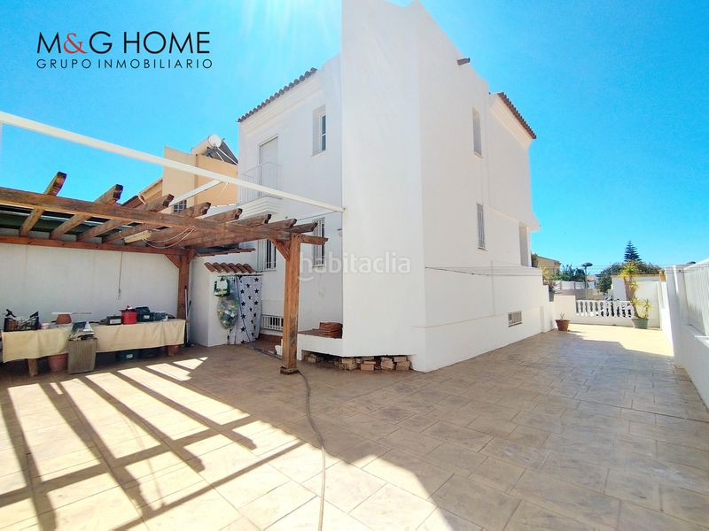 Foto 10d4d71f-f03f-4bdc-8cca-a9ba1b8dc799. Casa pareada chalet pareado zona El Limonar, vélez-málaga en Vélez - Málaga