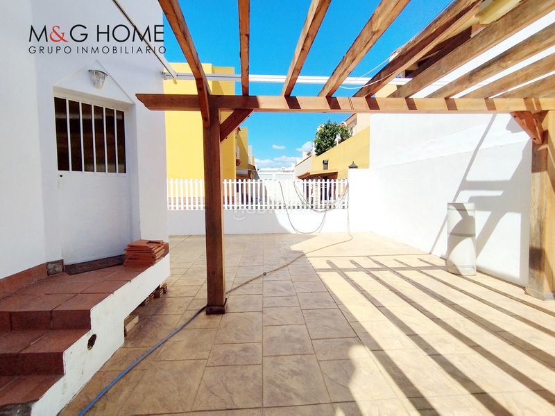 Foto 9821f608-c841-4486-a05c-1c5453892277. Casa pareada chalet pareado zona El Limonar, vélez-málaga en Vélez - Málaga