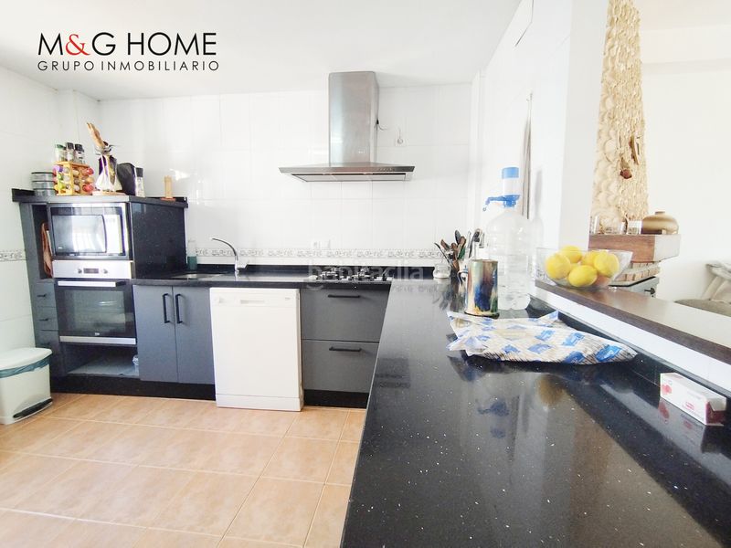 Foto b25bac1a-5435-48a5-9c53-bc00846953c7. Casa pareada chalet pareado zona El Limonar, vélez-málaga en Vélez - Málaga