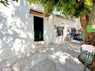 Bauernhof in Benamargosa. Finca rustica con aguacates y con dos casas en benamargosa