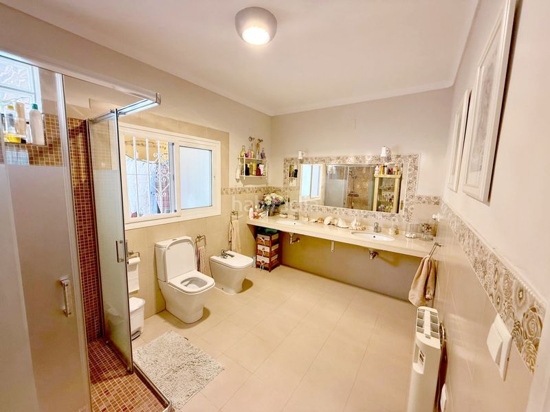 Foto bebec52a-ec4e-4718-b1f7-fe7ef599ad45. Casa amb aparcament a Lagos