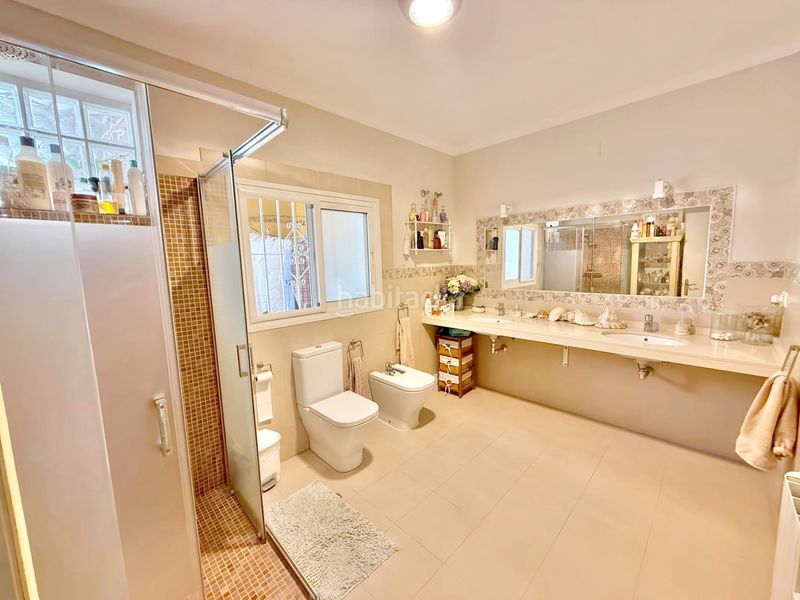 Foto dd654ed0-b579-4a6b-8cf4-2029359b50c5. Casa amb aparcament a Lagos