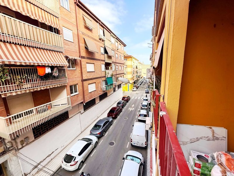 Foto dbe59850-13a2-4f62-b630-47581e55e240. Pis a Hispanidad - Vivar Téllez Vélez - Málaga