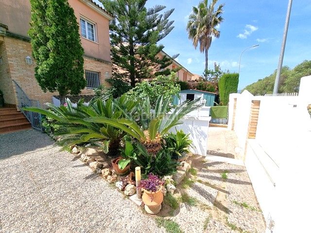 Foto 67bdd9d0-4091-4df2-98b3-680ba38cf07f. Chalet acogedor chalet en Els Ametllers Cambrils