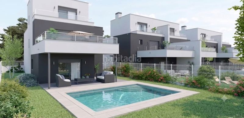 Foto 00fa730e-6af6-42be-a82b-7f54e81ad22f. Casa adossada amb calefacció aparcament piscina a Cambrils