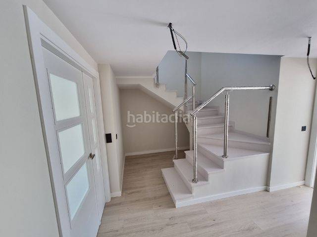 Foto 477c3190-e897-4b73-9b11-ad082e452106. Casa adossada amb calefacció aparcament piscina a Cambrils