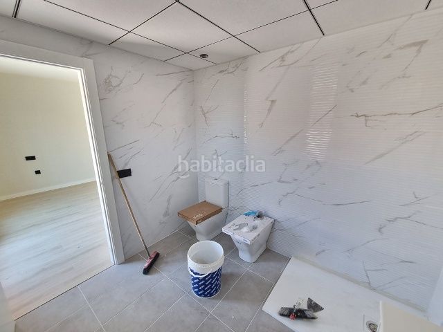 Foto d4b4b795-12dc-46f9-a0e9-c93f9458b65c. Casa adossada amb calefacció aparcament piscina a Cambrils