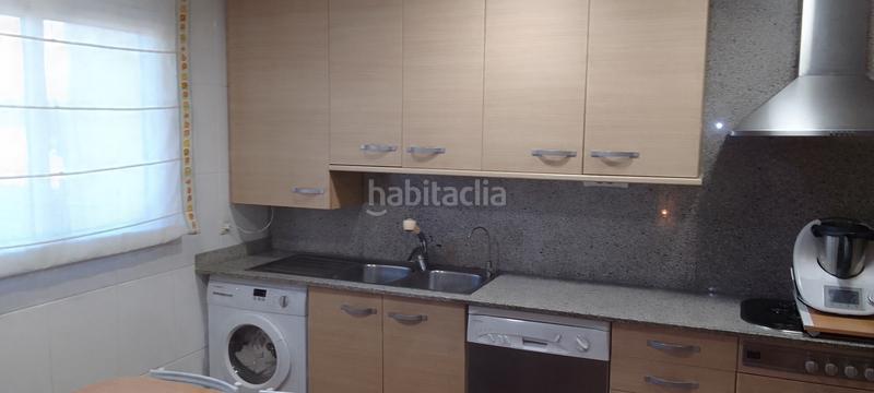 Foto 0d5848ae-5e2f-4d4c-a487-01e40c2c99a7. Casa adossada amb calefacció aparcament piscina a Cambrils