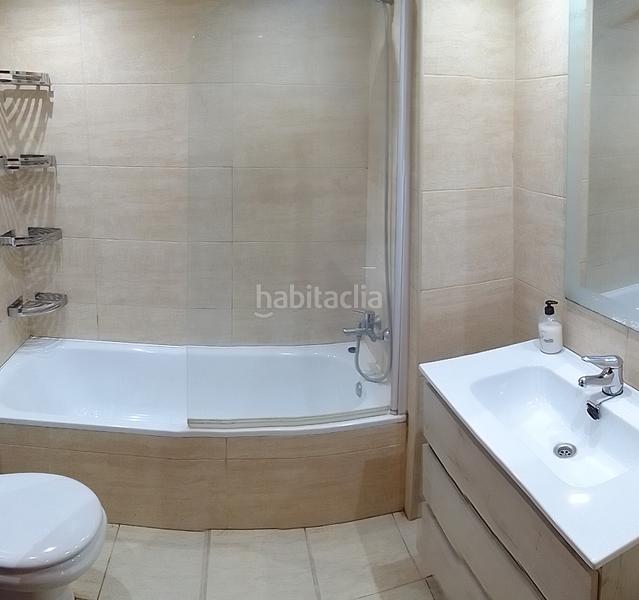 Foto 3c665ac2-f153-4465-ae01-3390104328bf. Casa adossada amb calefacció aparcament piscina a Cambrils