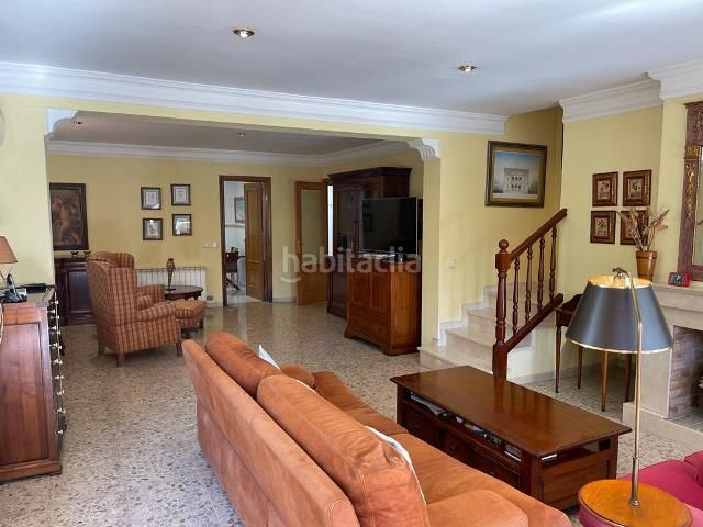 Foto 0a6a3d1d-15b4-46e7-94b8-e71722549a5f. Xalet amb piscina a Vilafortuny Cambrils