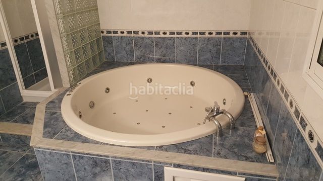 Foto 67494ca7-e2f8-4c51-91a1-a6758b671998. Xalet amb piscina a Vilafortuny Cambrils