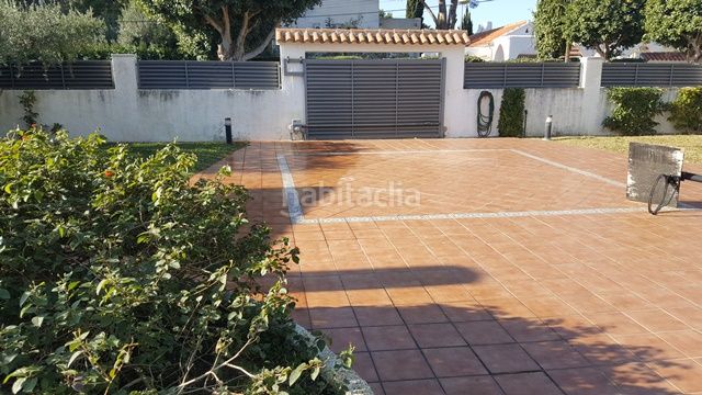 Foto b3b57d3e-b36b-4813-b08f-6cd6e8f3d8f7. Xalet amb piscina a Vilafortuny Cambrils