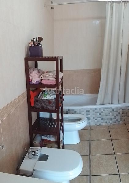 Foto 255b8b20-2fc9-4b62-9bdd-5a1360e80282. Casa a schiera con riscaldamento parcheggio in Els Ametllers Cambrils