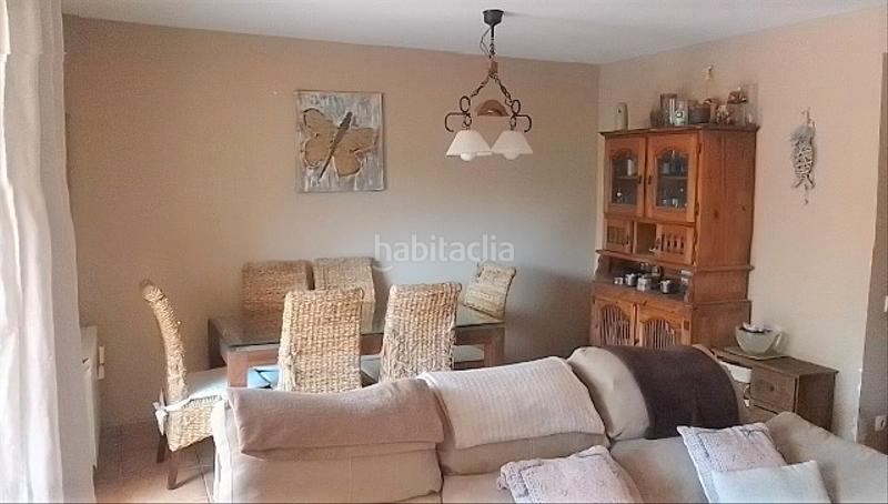 Foto 9b2b280a-cc20-4fc9-b1bf-91f76e04f344. Casa a schiera con riscaldamento parcheggio in Els Ametllers Cambrils